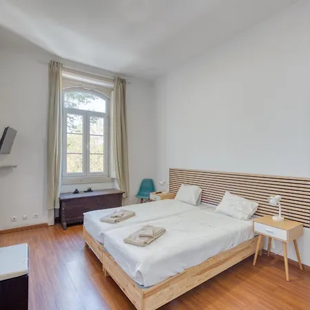 Lägenhet Em Com 5 Quartos E Patio - Ate 10 *