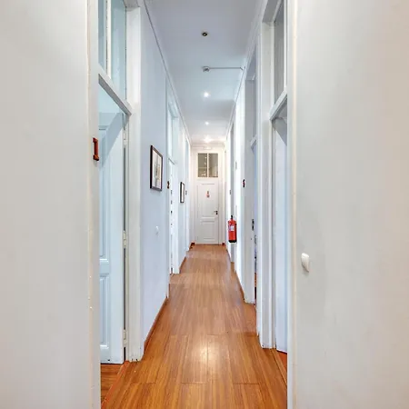 Appartement Em Com 5 Quartos E Pátio - Até 10 Hóspedes
