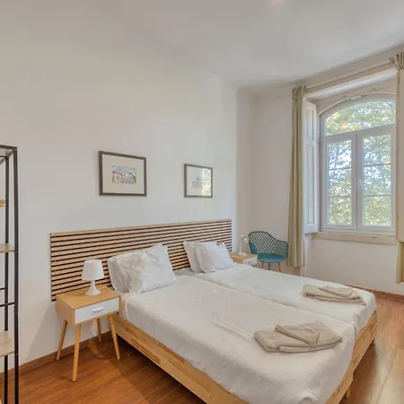 Lägenhet Em Com 5 Quartos E Patio - Ate 10